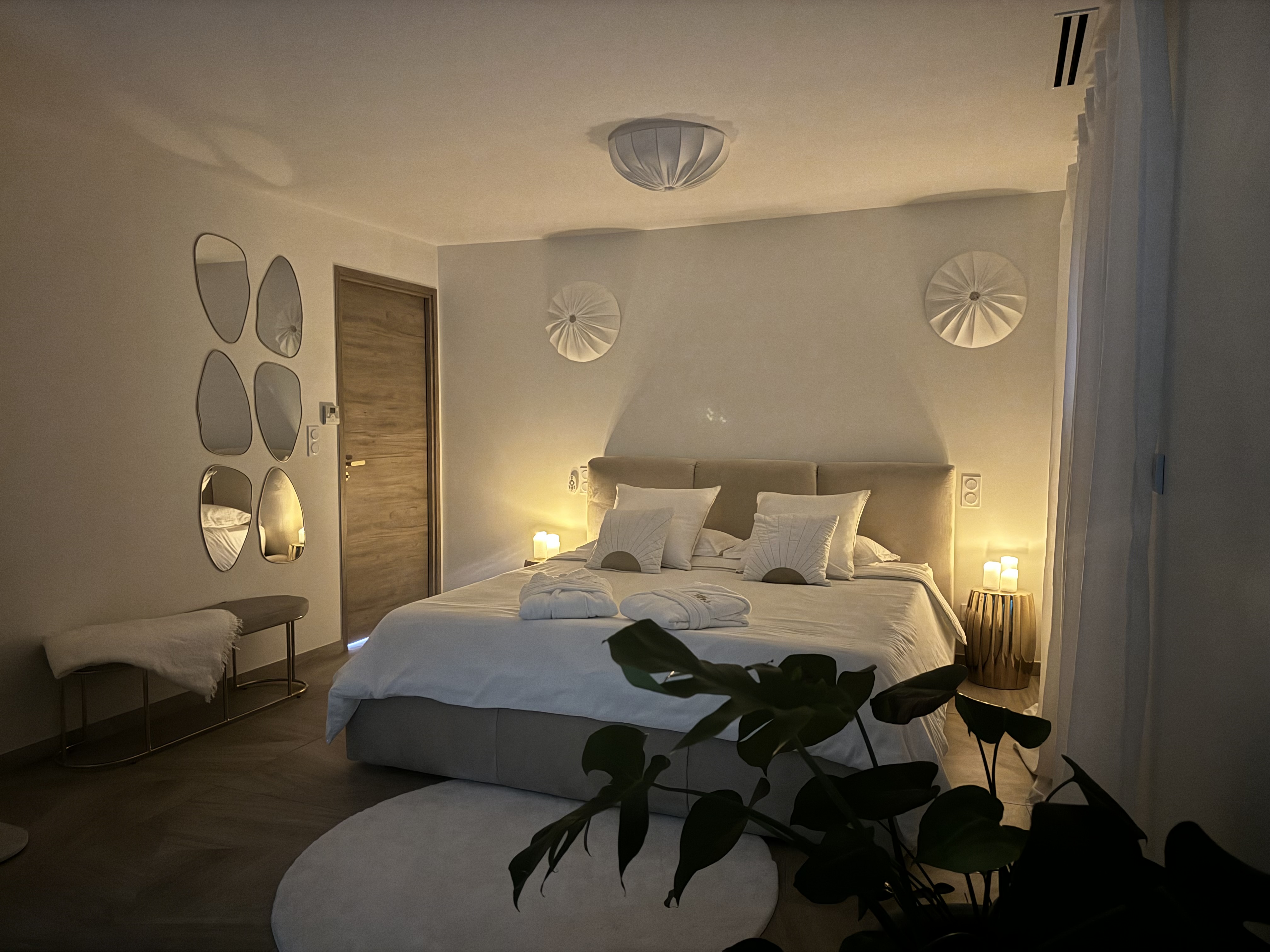 Suite l'Ecrin Blanc - Chambre romantique à Arles